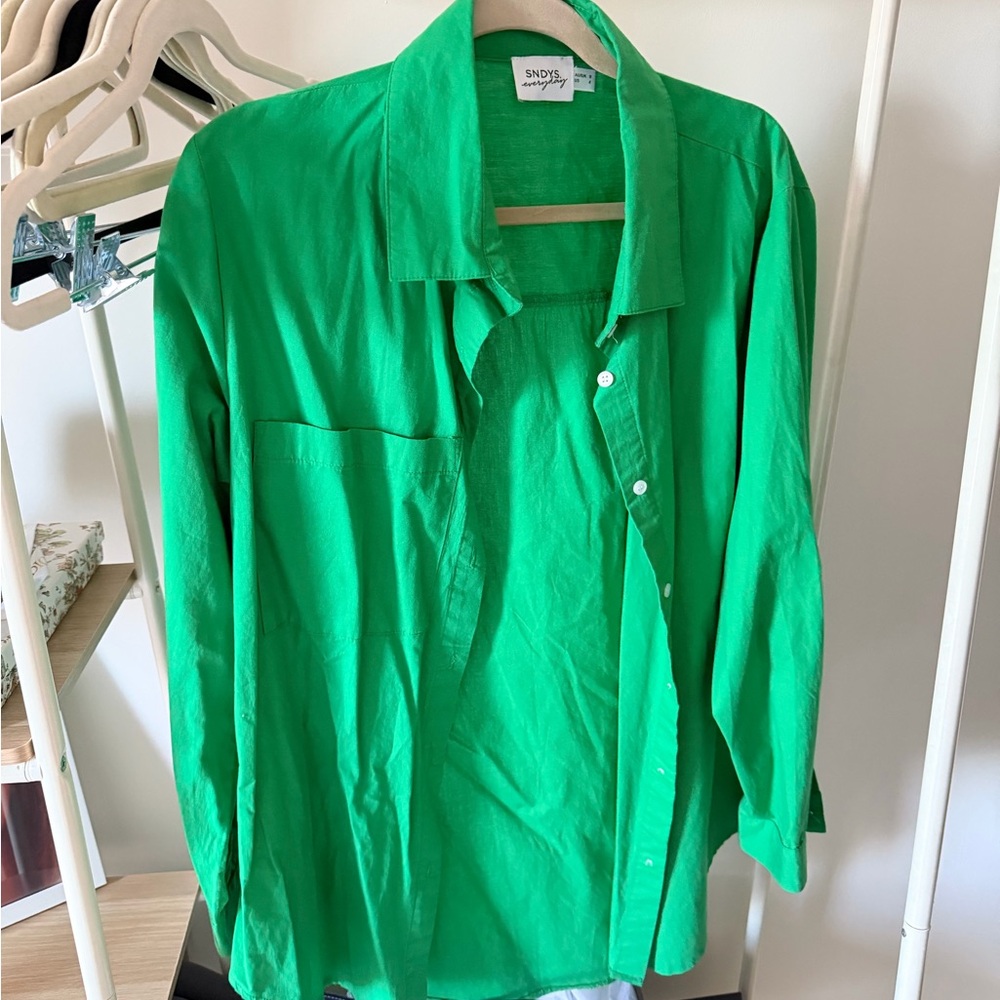 New SNDYS Green Women's Blouse